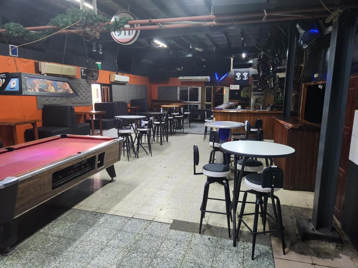Hotel Bar Restaurant Emergency 911 Sto Lk Group Paramaribo Buitenkant foto